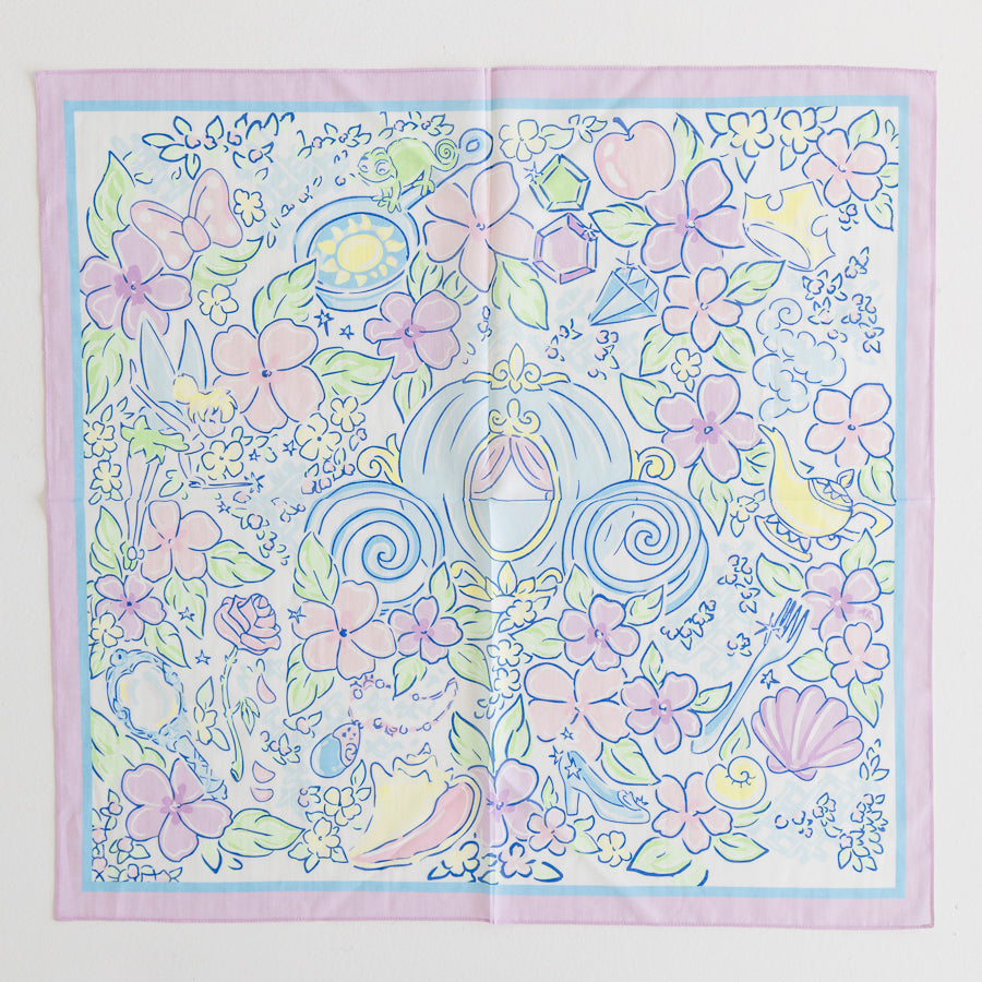 A floral scarf with princess details