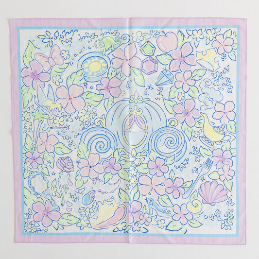A floral scarf with princess details